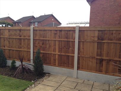 Premium Feather Edge Panels in Situ with Concrete Posts and Gravel Boards - Rear